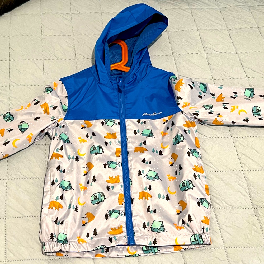 New without tags, Eddie Bauer windbreaker. Boys Size 6.